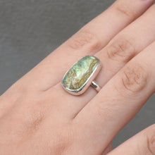 Load image into Gallery viewer, AUSTRALIAN VARISCITE RING