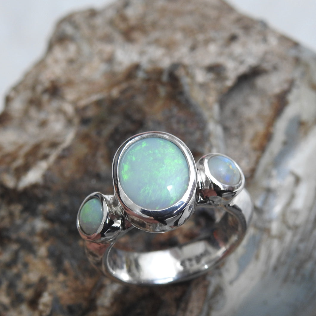 AUSTRALIAN MINTABIE OPAL RING