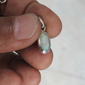 AUSTRALIAN OPAL PENDANT