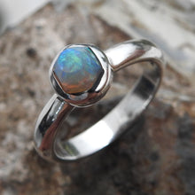 Load image into Gallery viewer, AUSTRALIAN OPAL