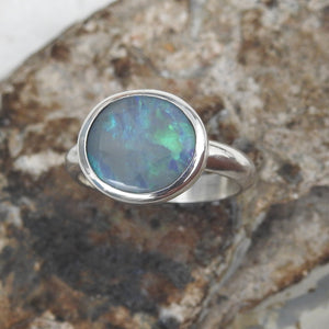 AUSTRALIAN OPAL RING