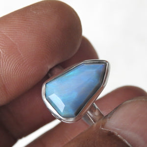 AUSTRALIAN OPAL RING