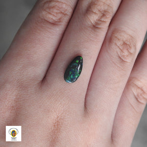 AUSTRALIAN BLACK OPAL