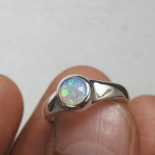 Load image into Gallery viewer, AUSTRALIAN OPAL RING