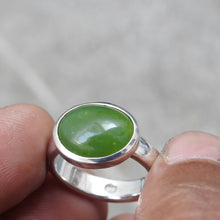 Load image into Gallery viewer, Australian Chrysoprase  Ring