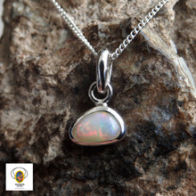 Load image into Gallery viewer, AUSTRALIAN OPAL