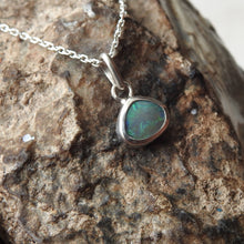 Load image into Gallery viewer, AUSTRALIAN OPAL
