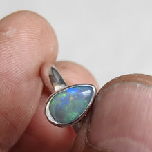 Load image into Gallery viewer, LIGHTNING RIDGE OPAL