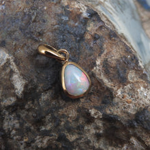 Load image into Gallery viewer, AUSTRALIAN OPAL