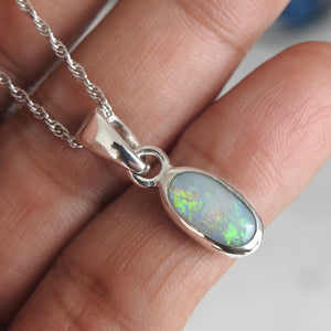 AUSTRALIAN OPAL PENDANT