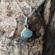 Load image into Gallery viewer, AUSTRALIAN OPAL