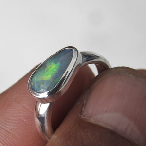 AUSTRALIAN OPAL RING