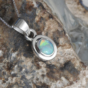 AUSTRALIAN OPALS 