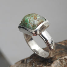 Load image into Gallery viewer, AUSTRALIAN VARISCITE RING