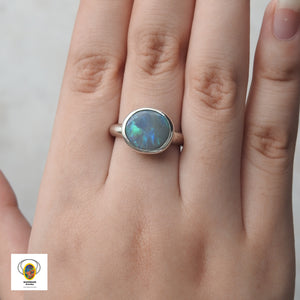 AUSTRALIAN OPAL RING