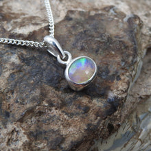 Load image into Gallery viewer, AUSTRALIAN OPAL