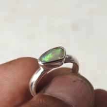 Load image into Gallery viewer, AUSTRALIAN OPAL