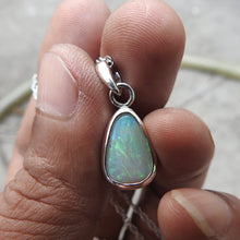 Load image into Gallery viewer, AUSTRALIAN OPAL
