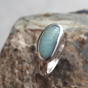 AUSTRALIAN OPAL RING