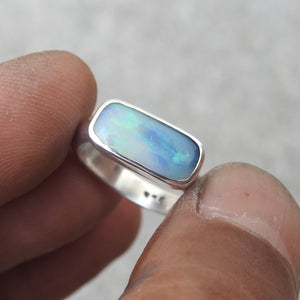 AUSTRALIAN OPAL RING