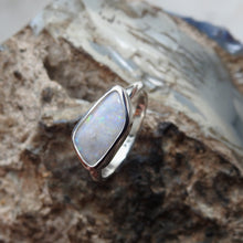 Load image into Gallery viewer, AUSTRALIAN OPAL