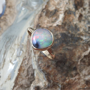 AUSTRALIAN OPAL RING