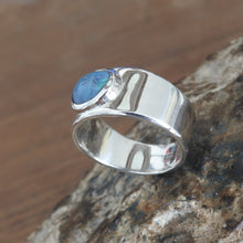 Load image into Gallery viewer, AUSTRALIAN OPAL RING