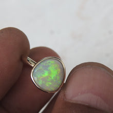 Load image into Gallery viewer, AUSTRALIAN OPAL RING