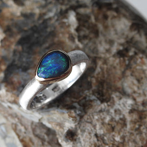 AUSTRALIAN BLACK OPAL RING