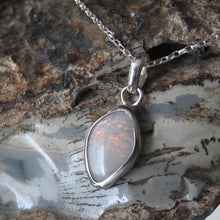 Load image into Gallery viewer, AUSTRALIAN OPAL