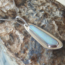 Load image into Gallery viewer, Mintabie Solid Natural Opal Pendant Necklace