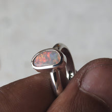Load image into Gallery viewer, AUSTRALIAN OPAL RING