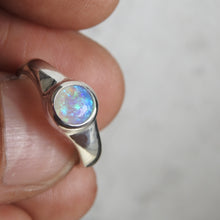 Load image into Gallery viewer, AUSTRALIAN OPAL RING