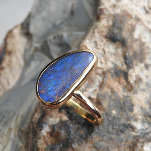 AUSTRALIAN BLACK OPAL RING