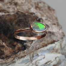 Load image into Gallery viewer, AUSTRALIAN OPAL RING