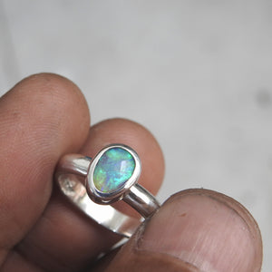 AUSTRALIAN OPAL RING
