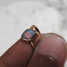 Load image into Gallery viewer, AUSTRALIAN OPAL RING