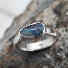 Load image into Gallery viewer, AUSTRALIAN OPAL RING