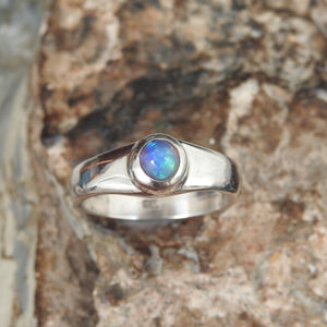 AUSTRALIAN OPAL