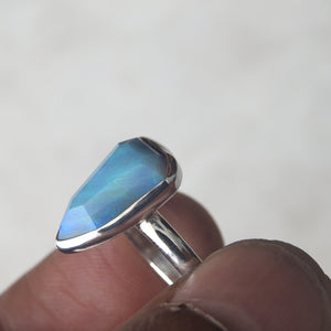 AUSTRALIAN OPAL RING