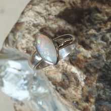 Load image into Gallery viewer, AUSTRALIAN OPAL RING