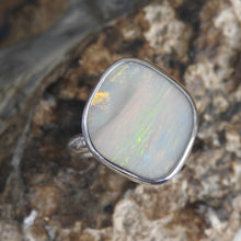Load image into Gallery viewer, AUSTRALIAN OPAL