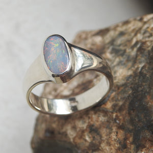 AUSTRALIAN OPAL RING