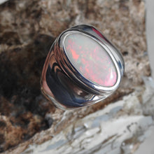 Load image into Gallery viewer, AUSTRALIAN OPAL RING