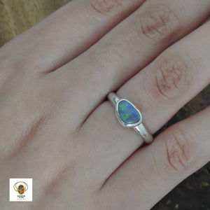 AUSTRALIAN OPAL RING