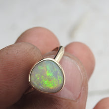 Load image into Gallery viewer, AUSTRALIAN OPAL RING