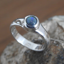 Load image into Gallery viewer, AUSTRALIAN OPAL RING