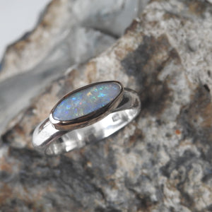 AUSTRALIAN OPAL RING