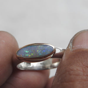 AUSTRALIAN OPAL RING