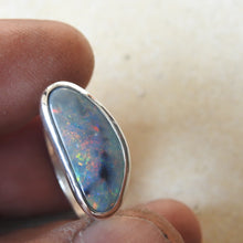 Load image into Gallery viewer, LIGHTNING RIDGE OPAL